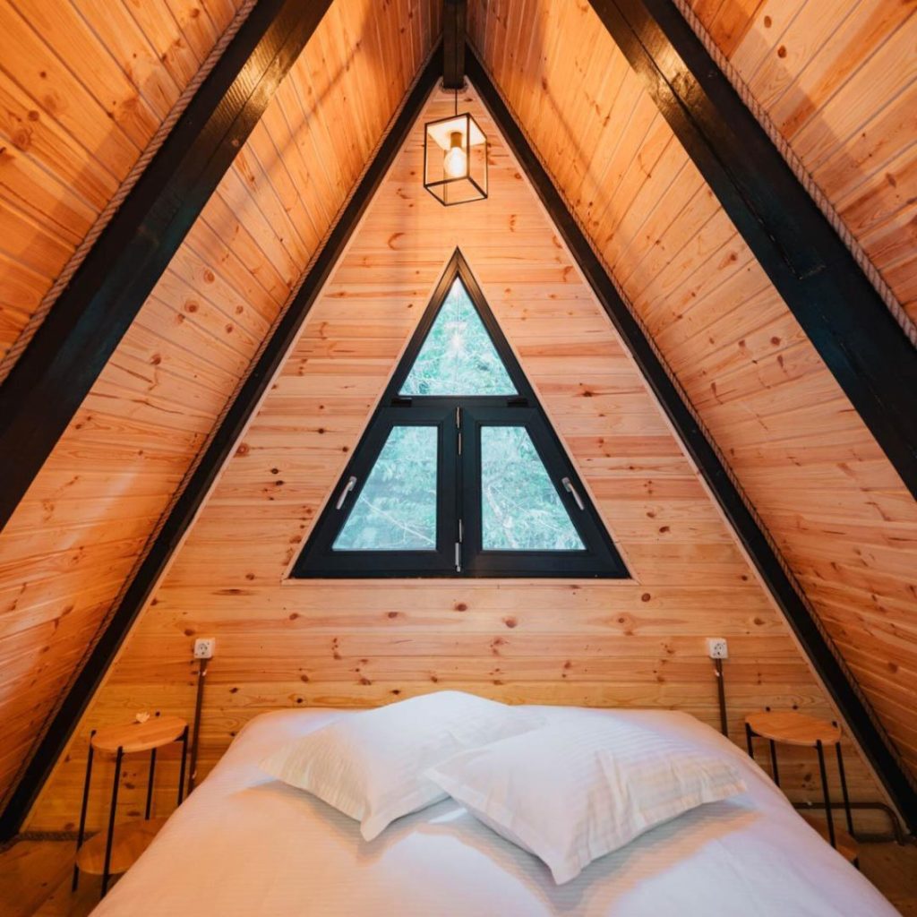 Câmpulung Chalet – exclusivitate, iar EkoGroup – inovație: rețeta succesului în corporate retreats